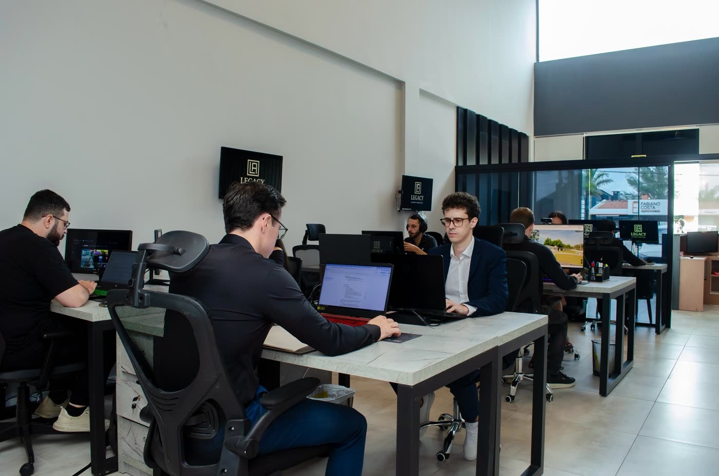 A equipe da Legacy Auction Consulting